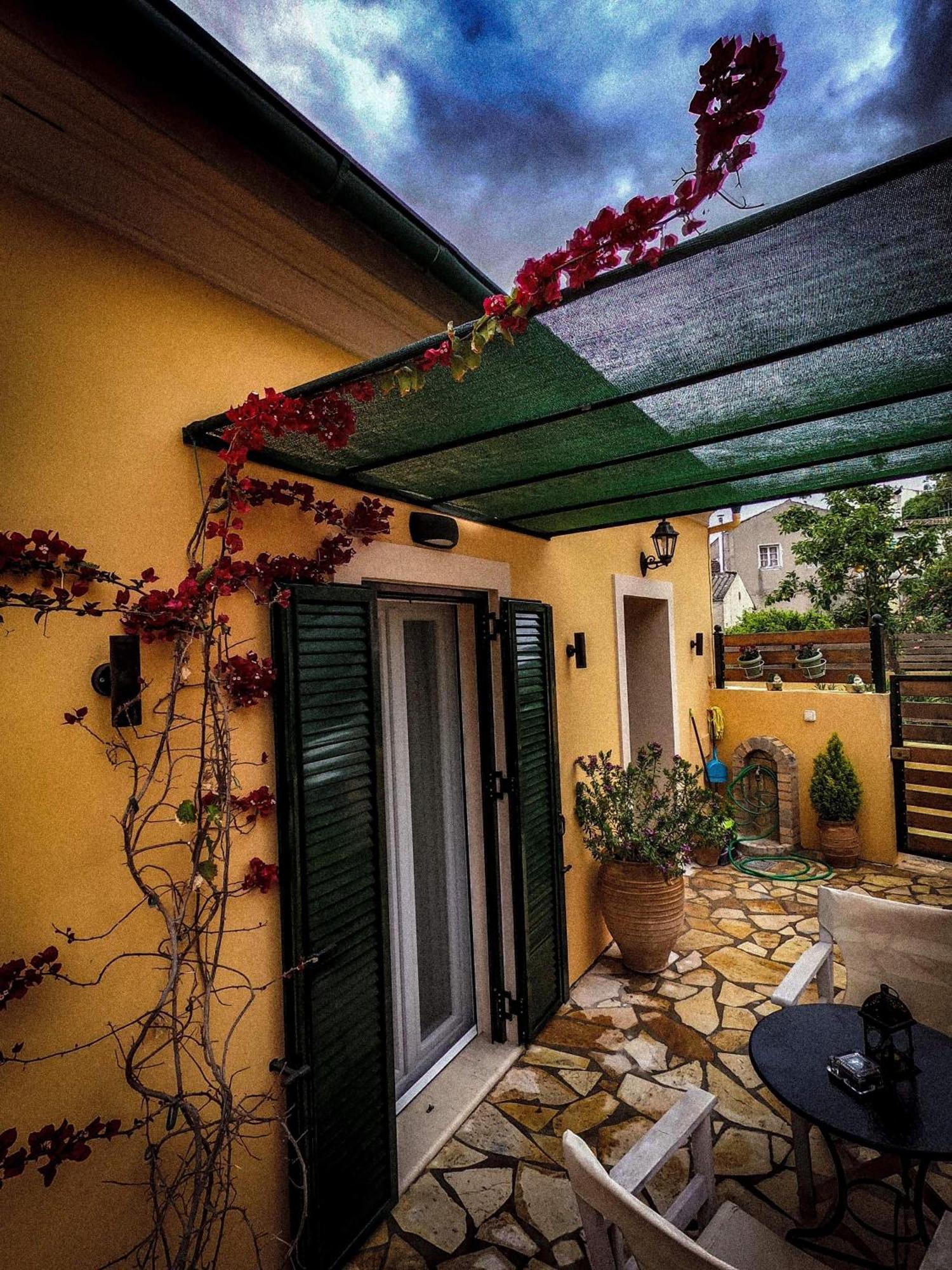 Апартаменты Eirini'S House Лиападес Экстерьер фото